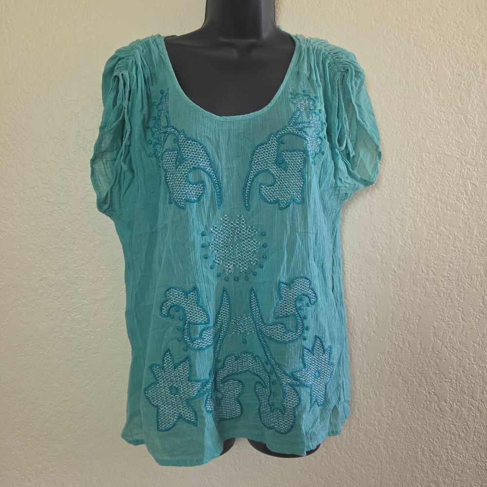 Monoreno Textured Boho Blouse